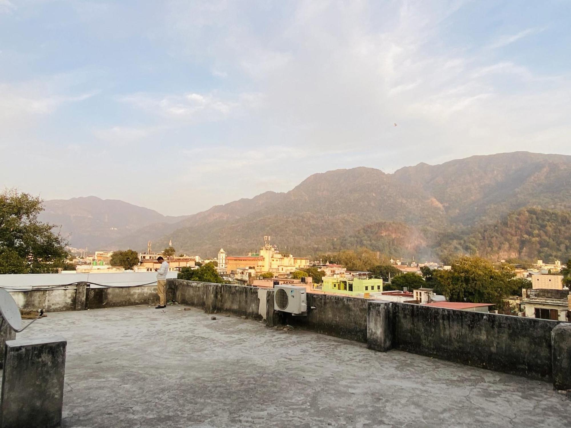 Dharohar Homestay By Yatrimap Rishikesh Exterior photo